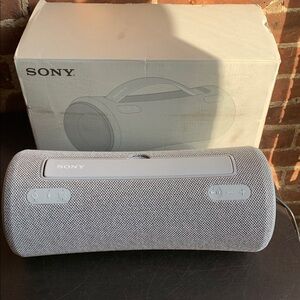 Sony Bluetooth Speaker XG300 Model - Very Good
